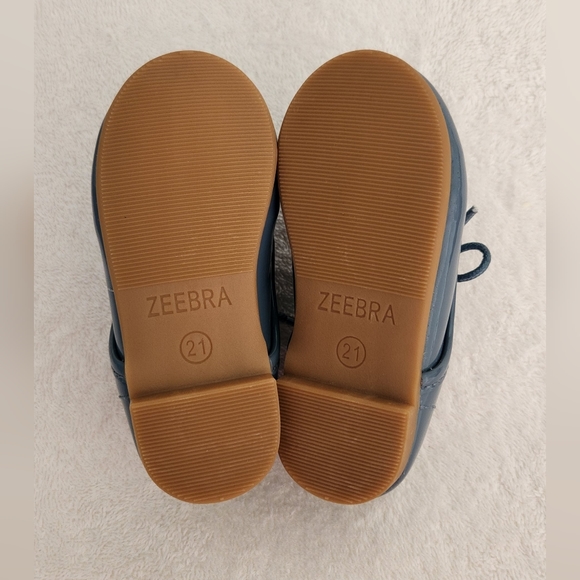 ZEEBRAKIDS • NEW Baby Patent Leather Dress Shoes, Marlin Blue, Size 21 (5.5 US) - Picture 8 of 9